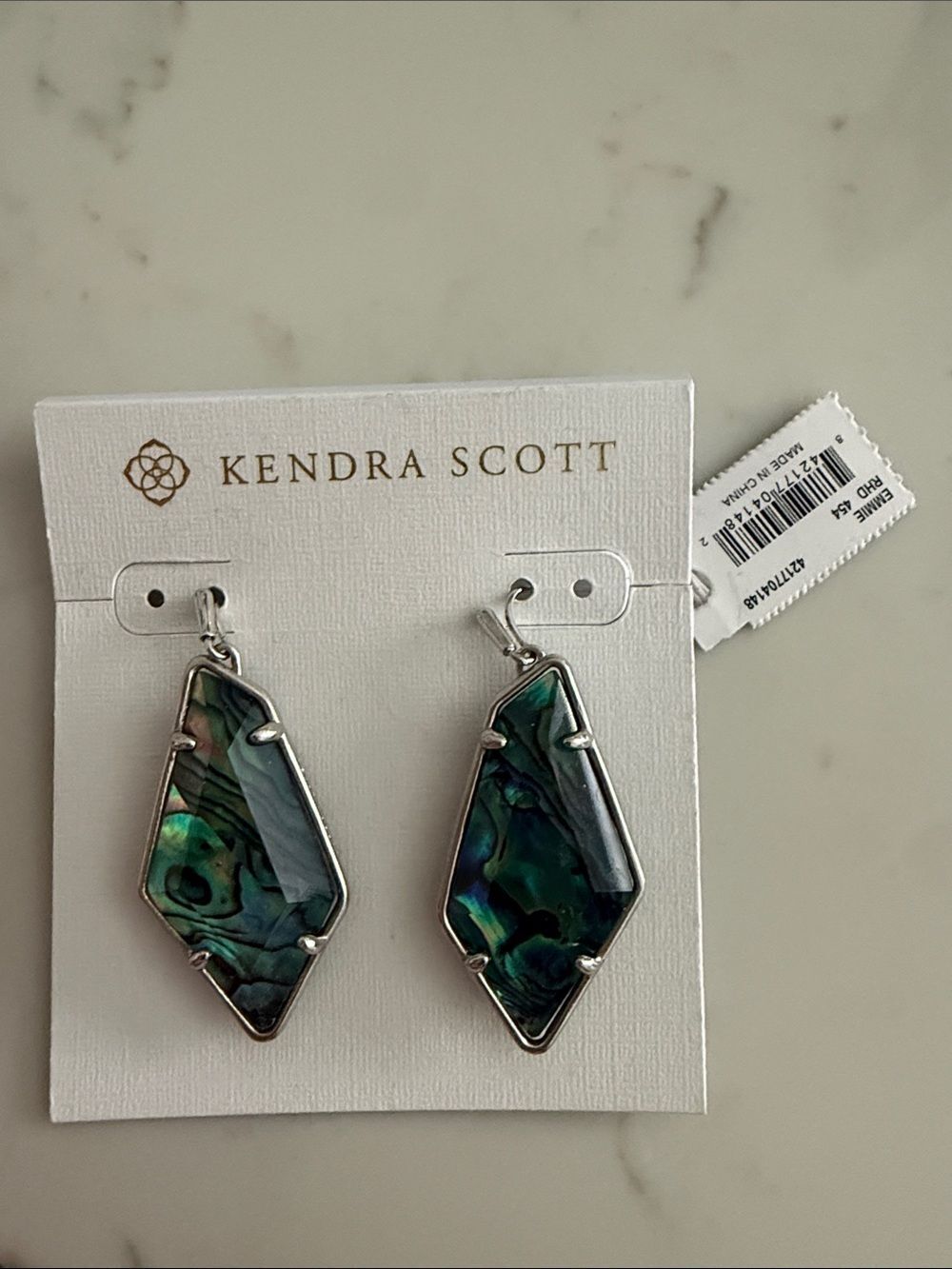 NWT Kendra Scott Emmie Earrings